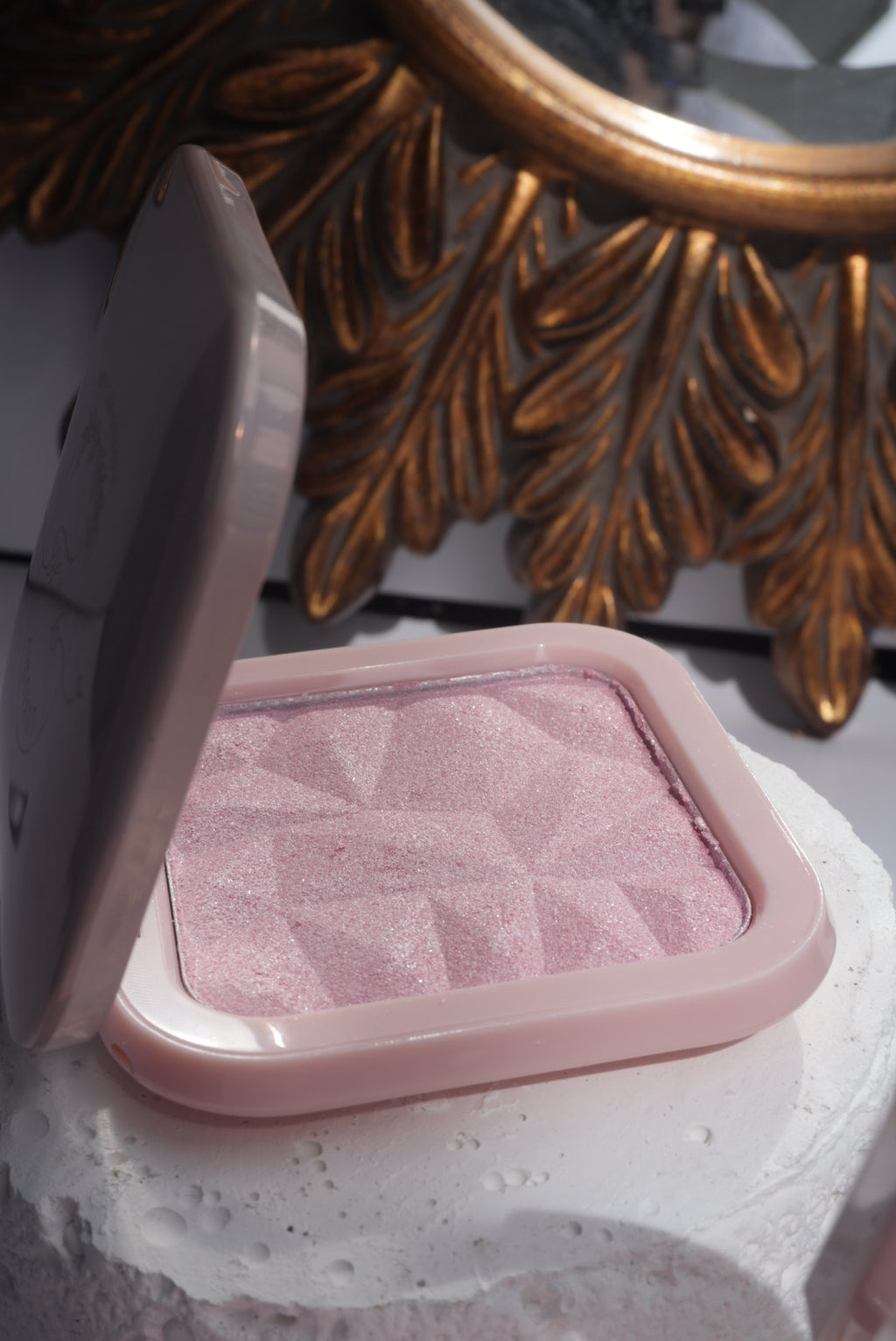 Lumière — Aura Rosé Highlighter