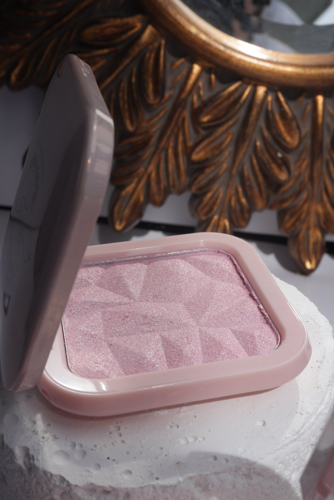 Lumière — Aura Rosé Highlighter