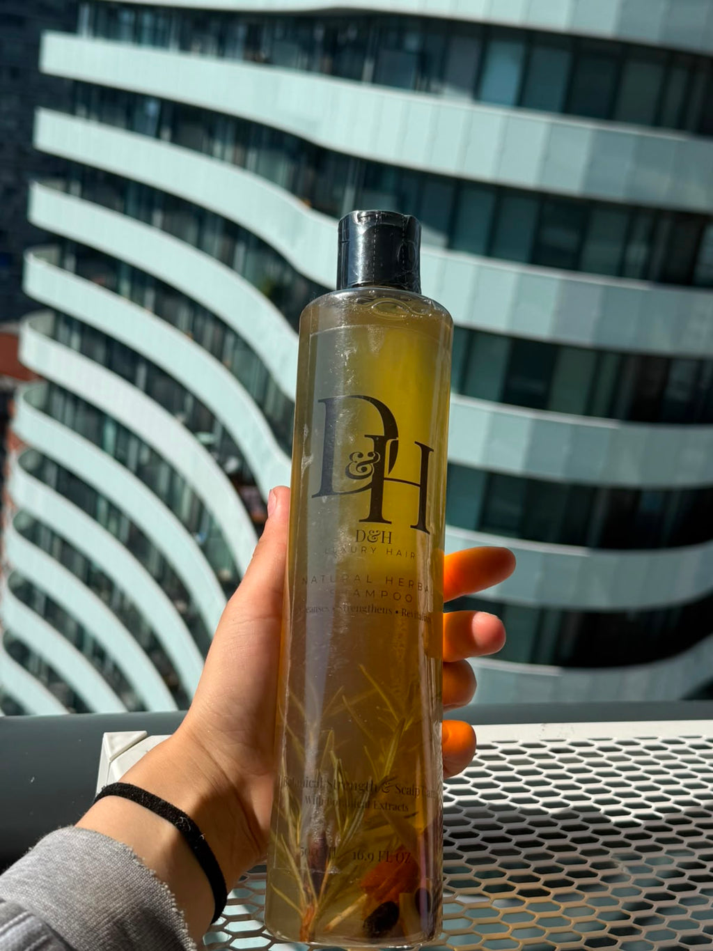 Roots — Ámbar Shampoo by D&H